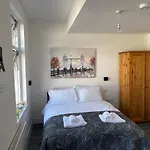 Amazing Studios 3 - East London
